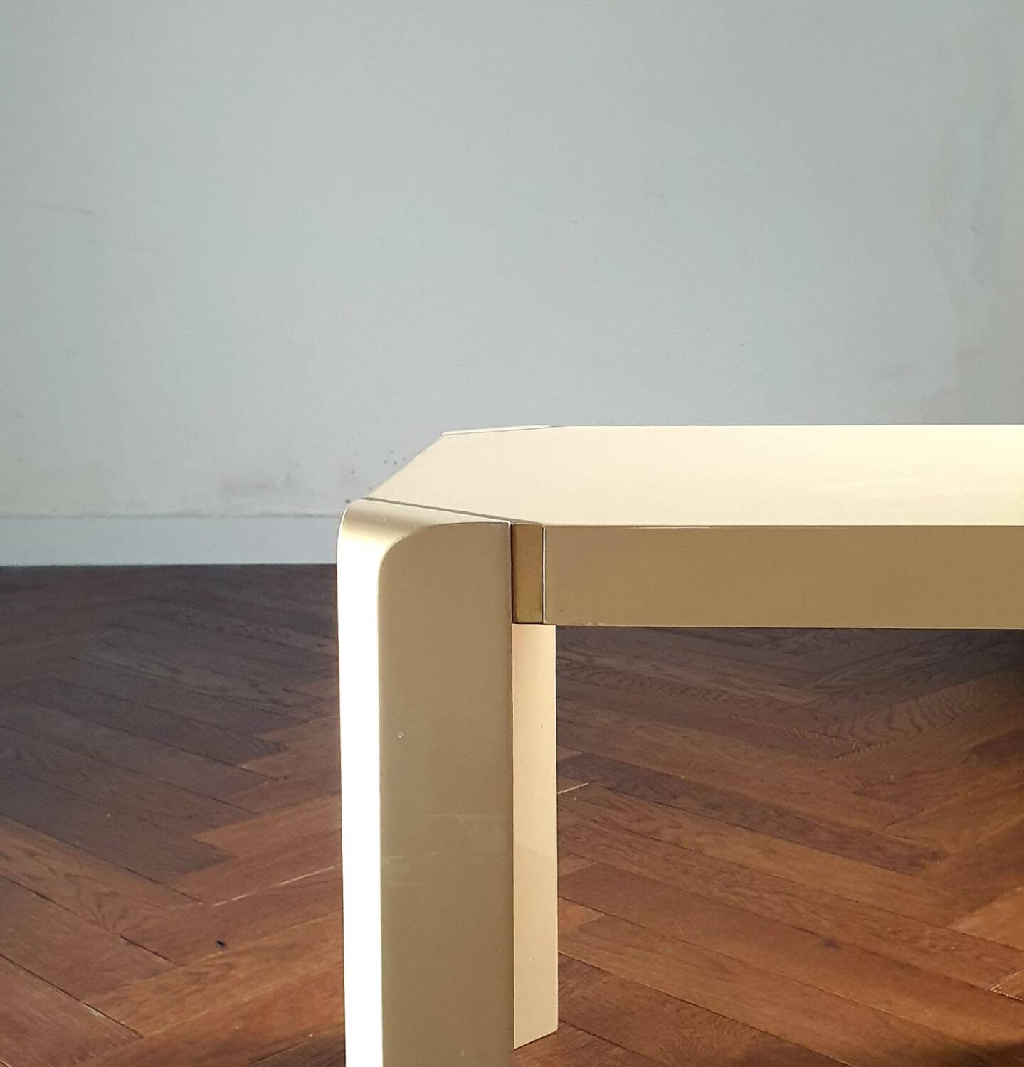 Vintage side coffee table / end table from the 70s / 80s