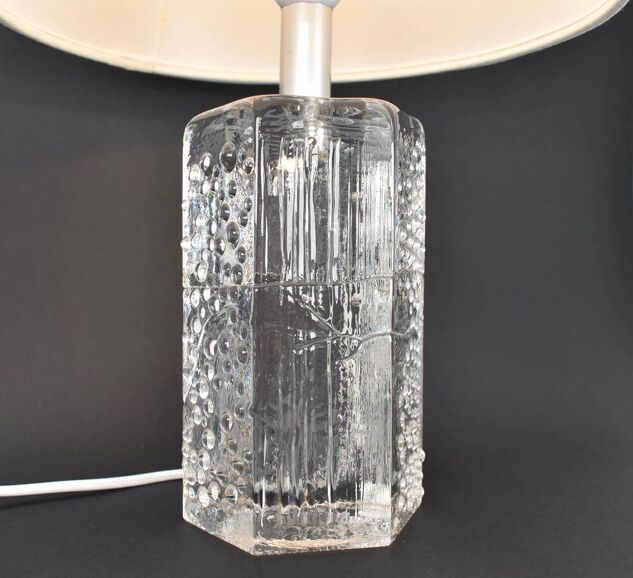 Mid-century solid crystal structured table lamp by Willem Heesen for Royal Leerdam
