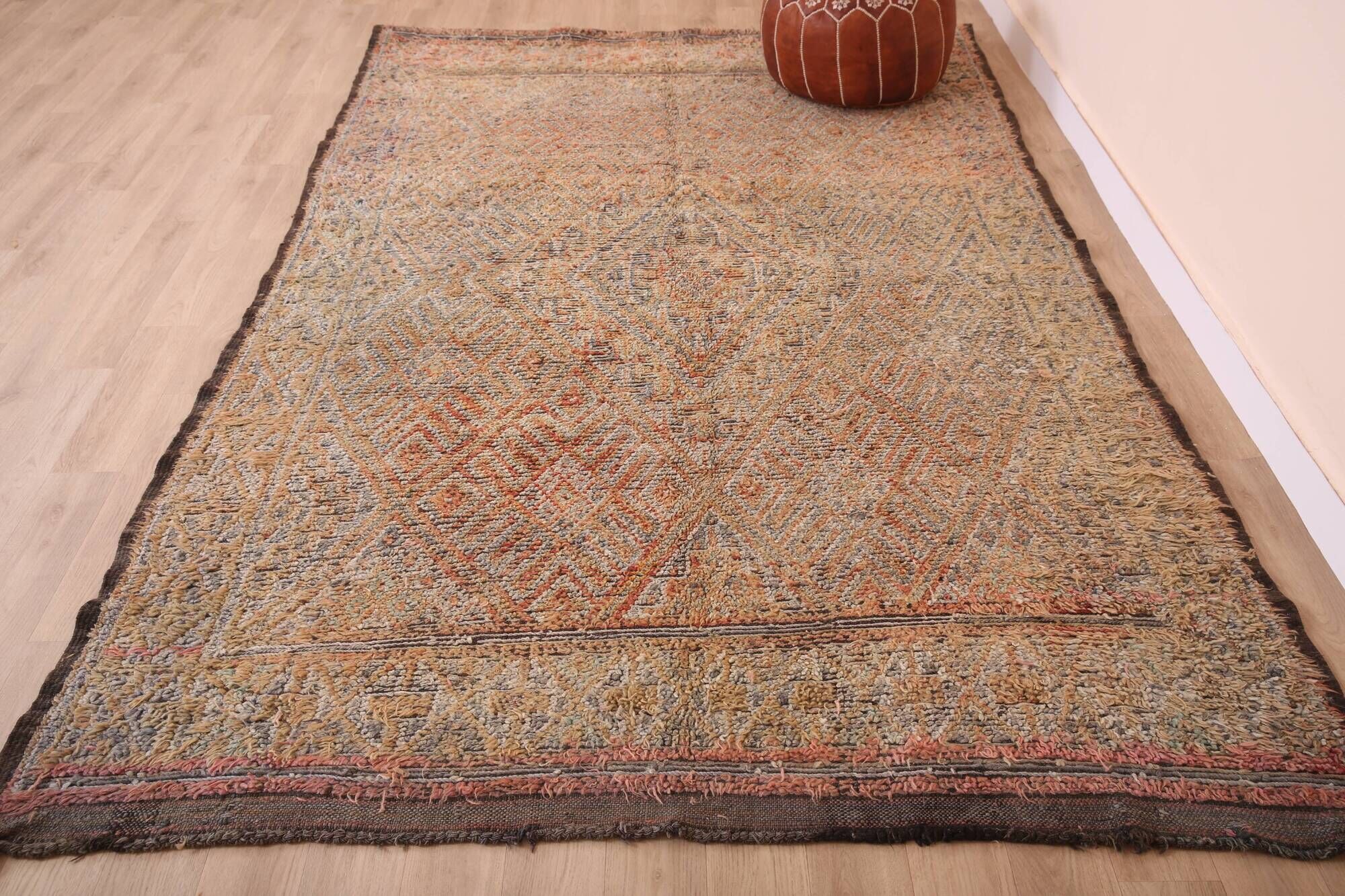 Vintage Moroccan Rug 179 x 276 cm, Berber Wool Rug Handmade, Bohemian Rug