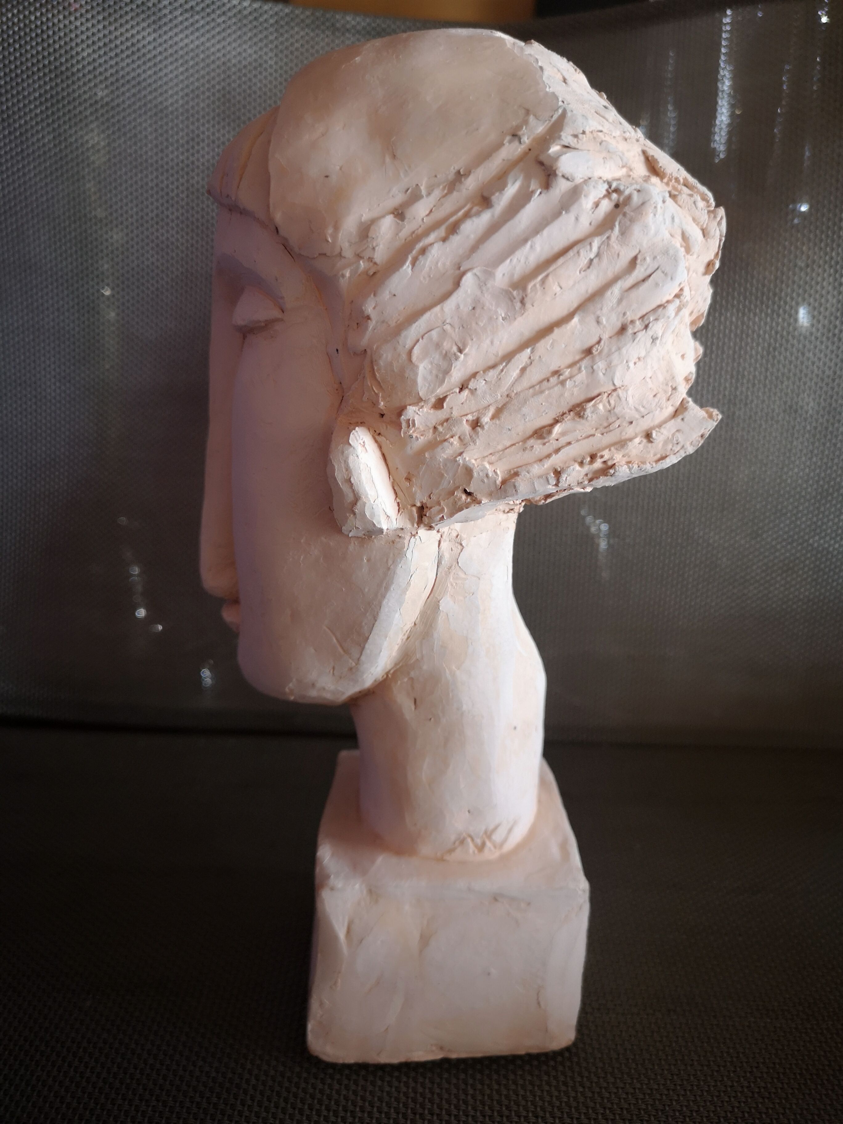 Bust woman terracotta - Inspiration Modigliani