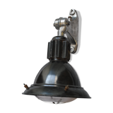 Industrial wall light