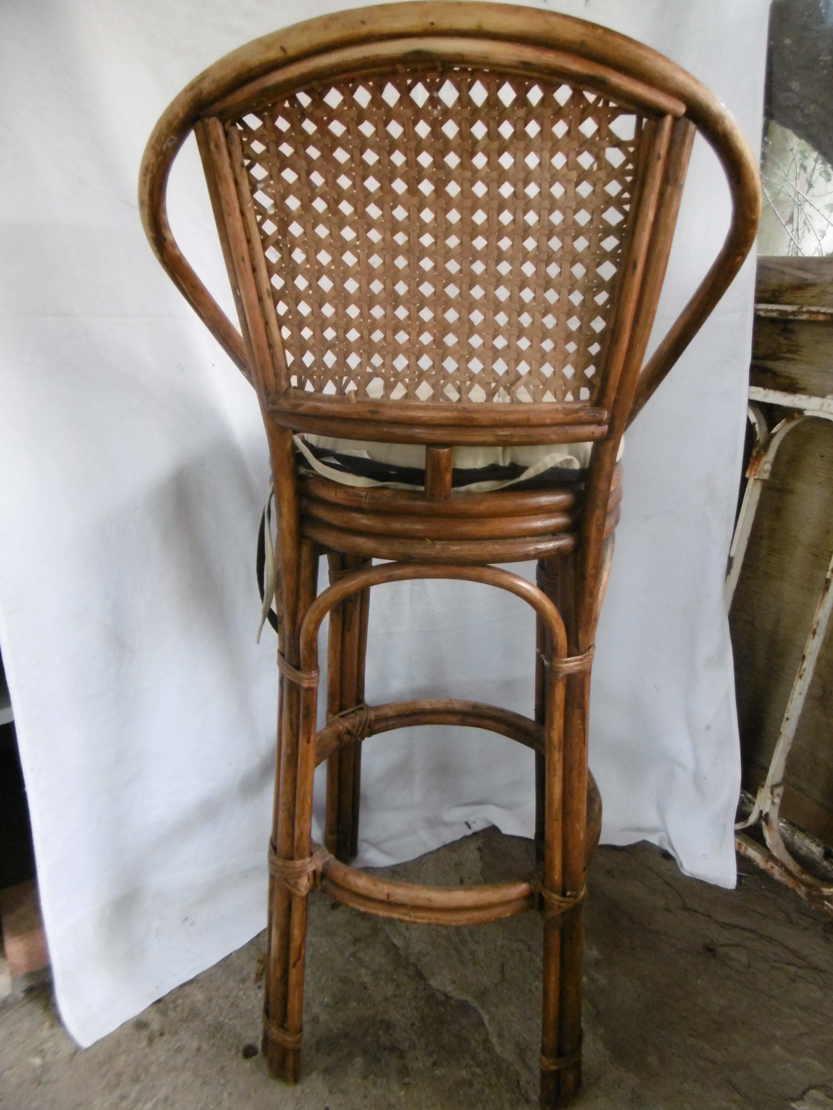 Rattan bar top stool