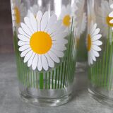 Service at orangeade daisies