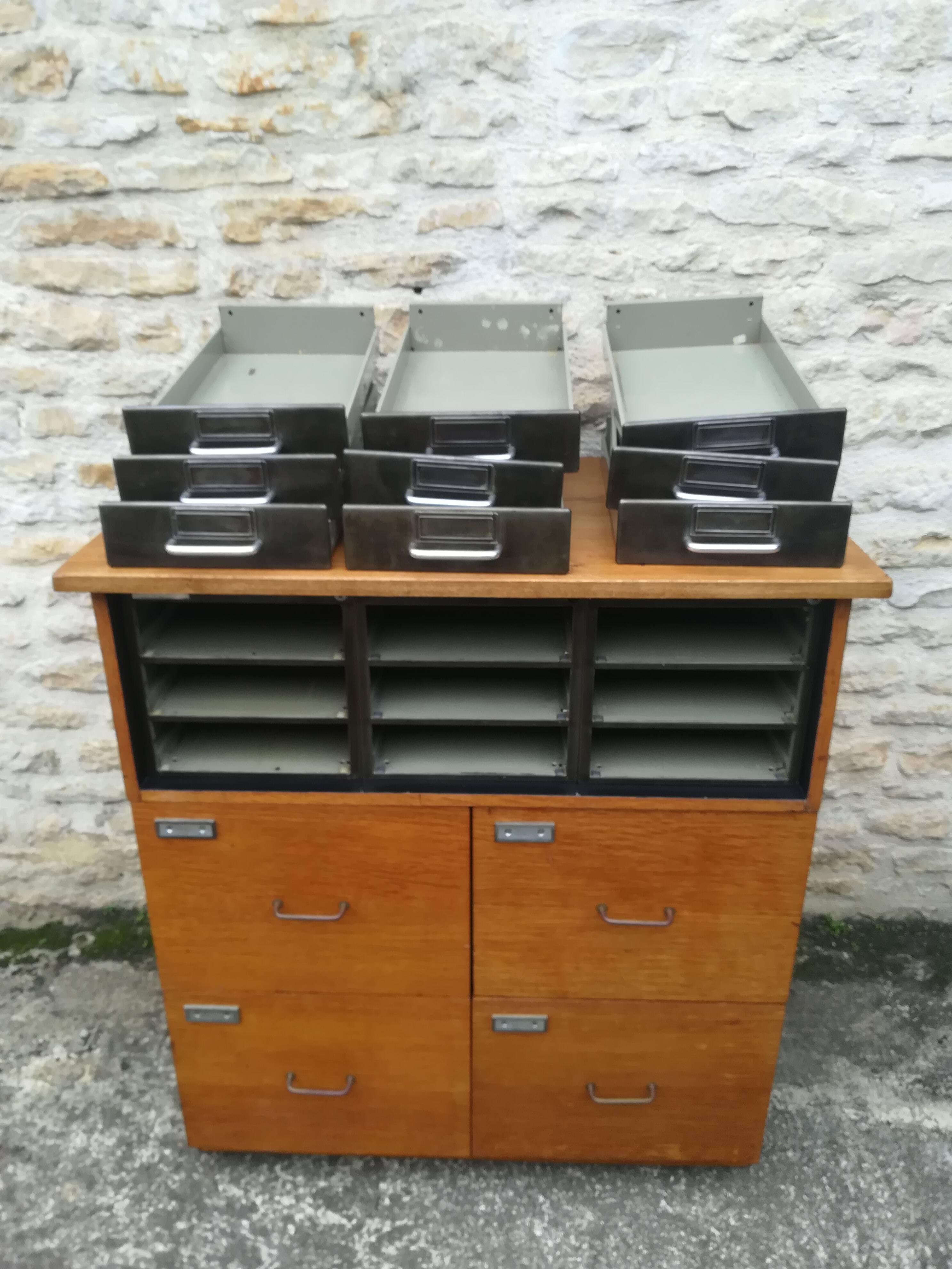 Professional furniture in wood and metal