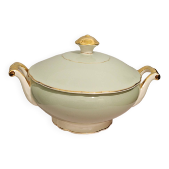 Vintage Villeroy and Boch tureen