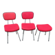 Set de 2 chaises et un tabouret vintage tissu rouge