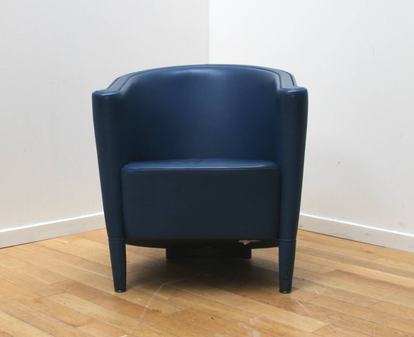 Pair of Rich armchairs, Moroso