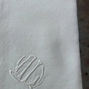 4 pastel yellow linen napkins, embroidered, AL monograms