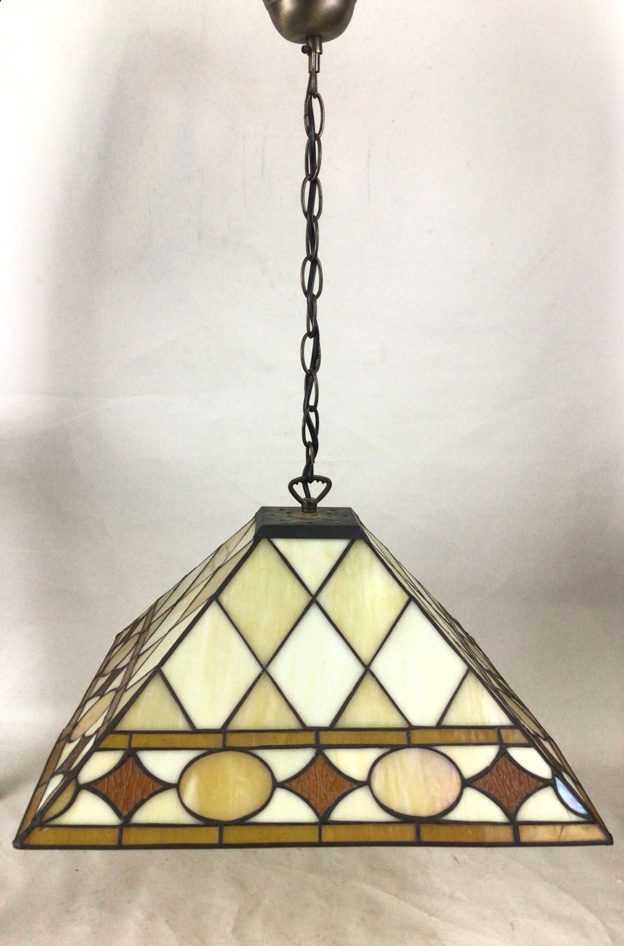 Tiffany Art Deco style pendant lamp