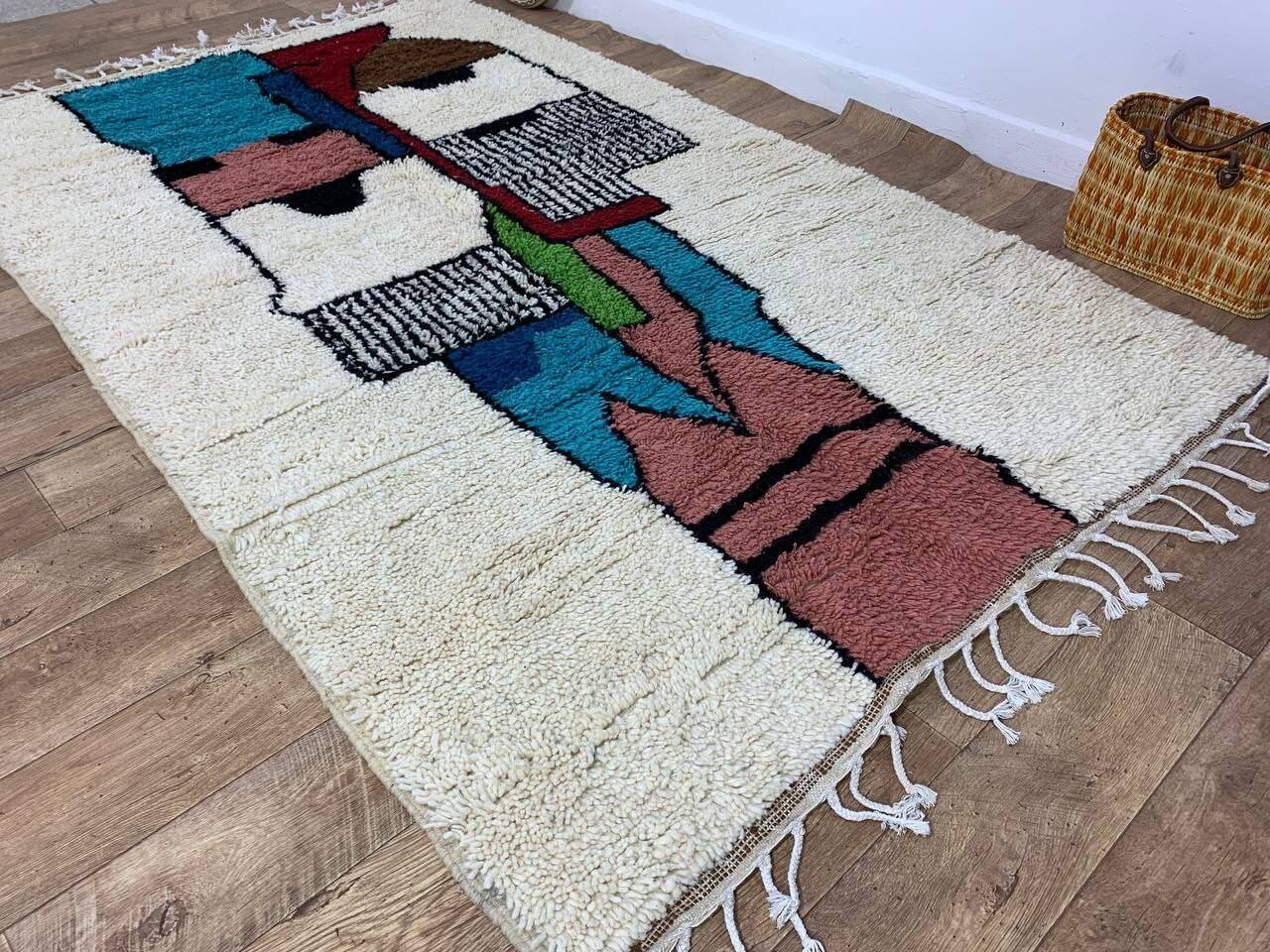 Handmade Moroccan Berber rug 250 x 150 cm