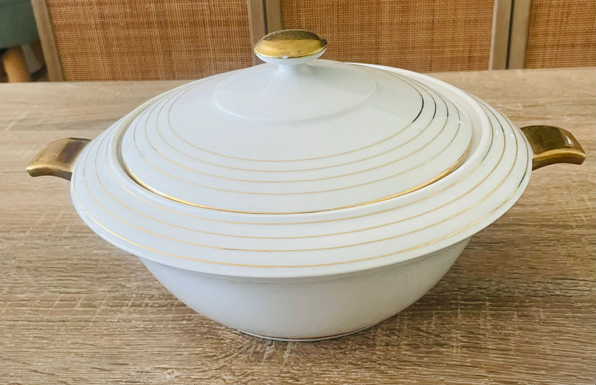 Soupière UHL France et saucière assortie
