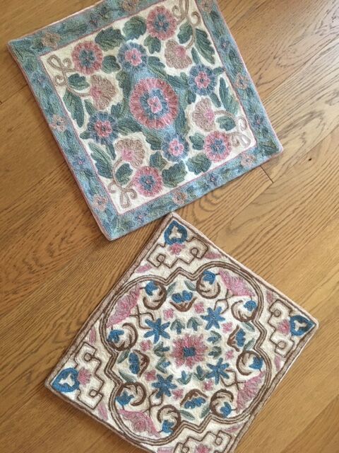2 cushion covers