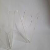 Plexiglas magazine holder