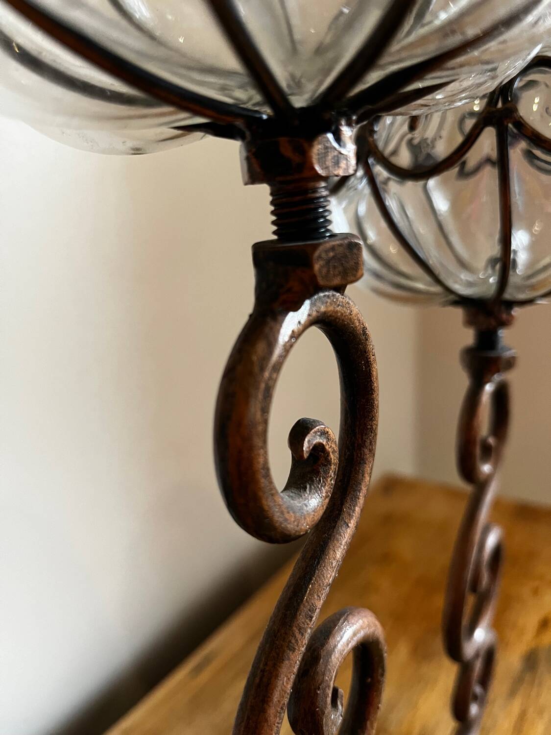 Wrought iron tealight holder