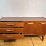 Buffet rétro vintage en teck du milieu du siècle par Stonehill – Gamme Stateroom 1960