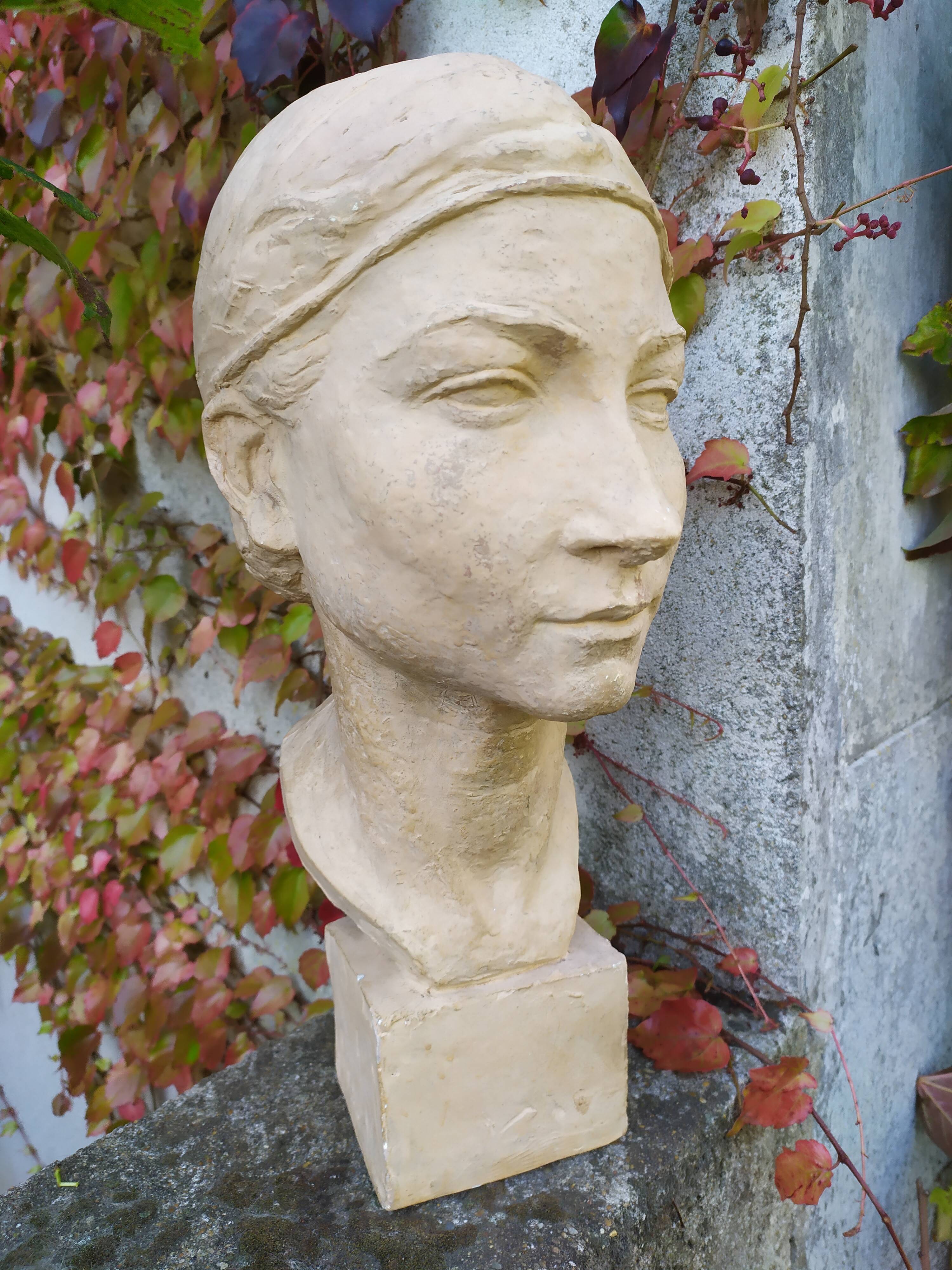 Buste en plâtre