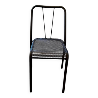 Chaise en fer vintage