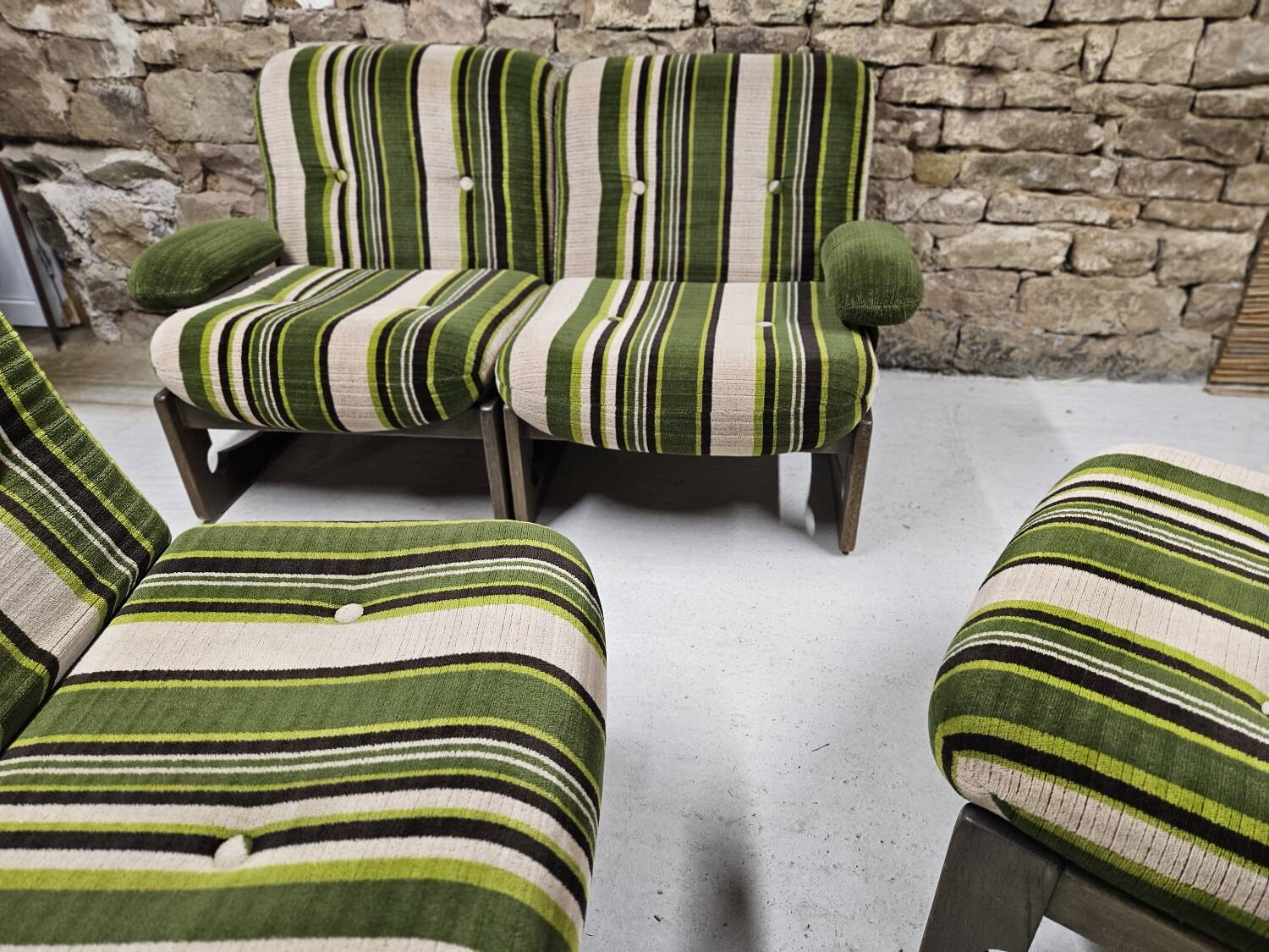 Set of 4 armchairs 1960/1970
