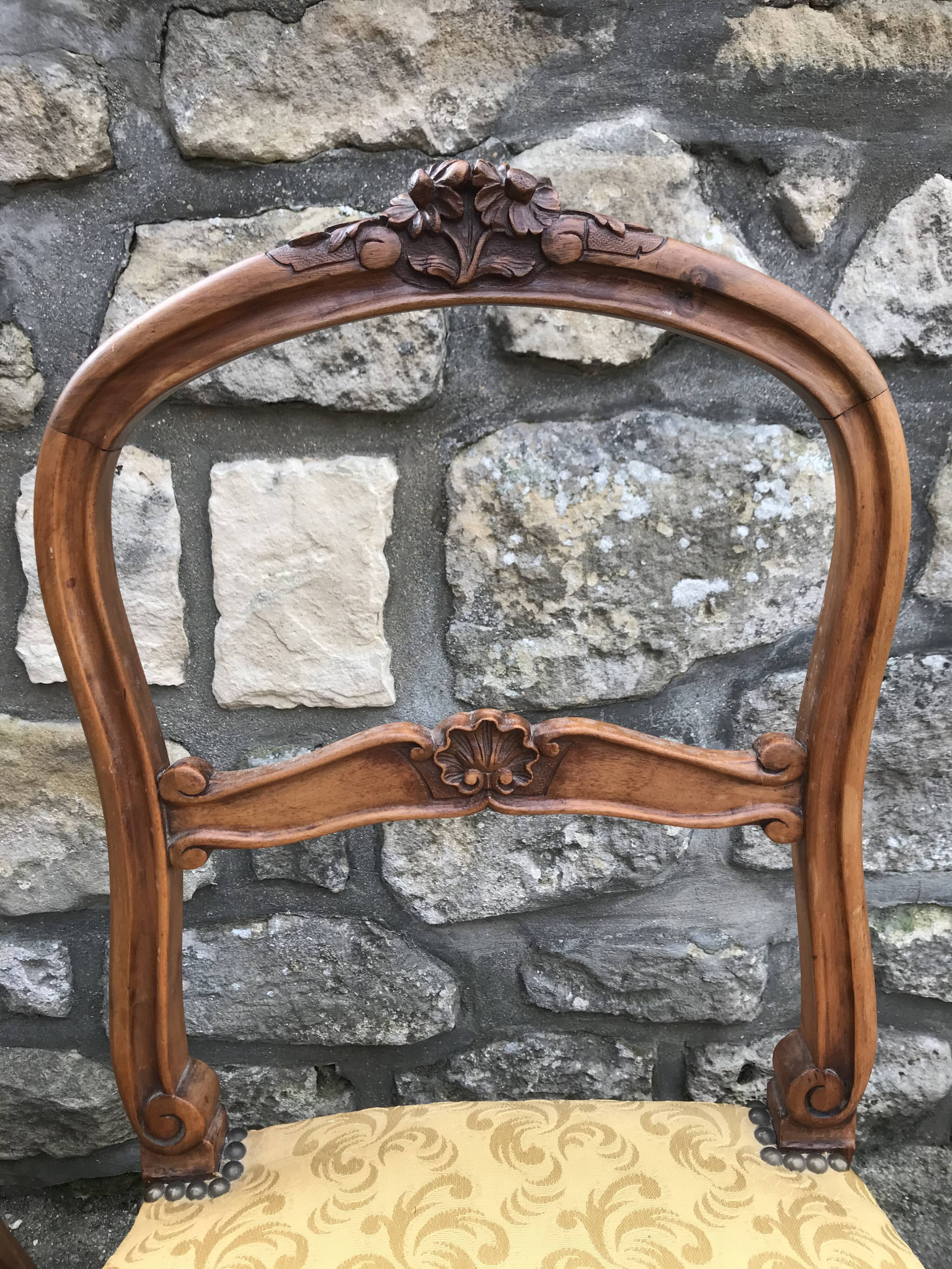 Pair of Louis XV-style bedroom chairs