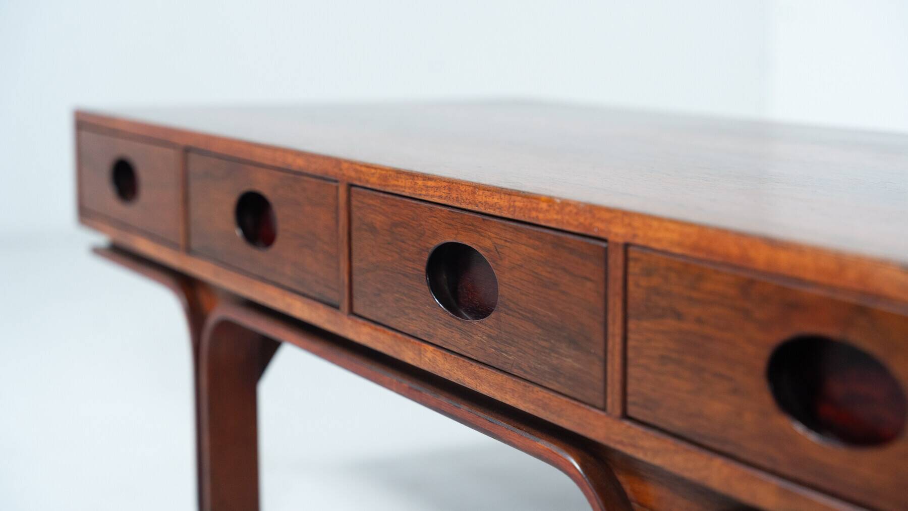 Mid-Century Gianfranco Frattini, wooden Coffee Table for Bernini, Italy