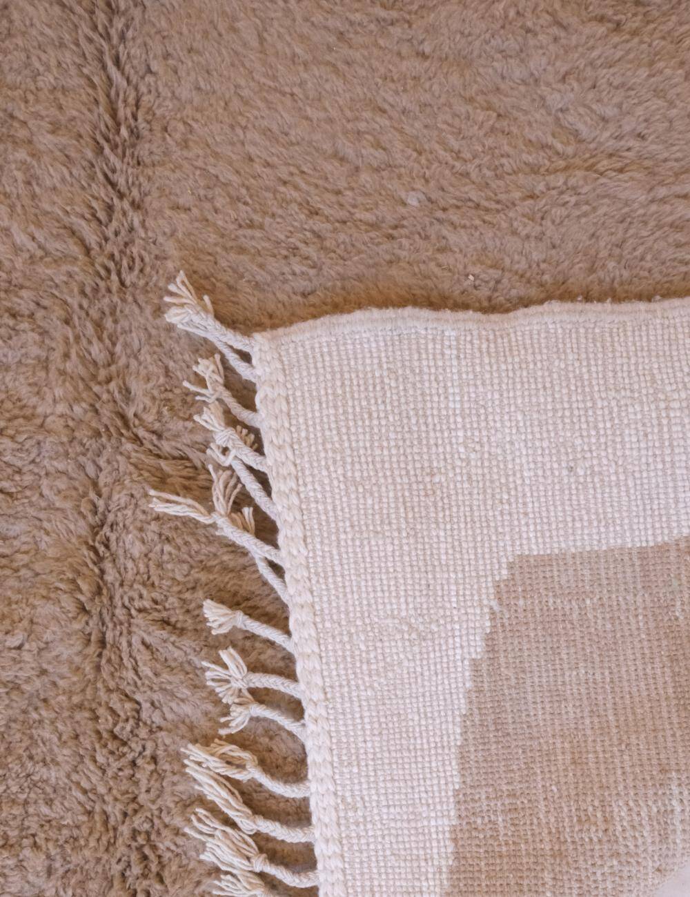 Contemporary Berber Rug - 355 X 243 cm