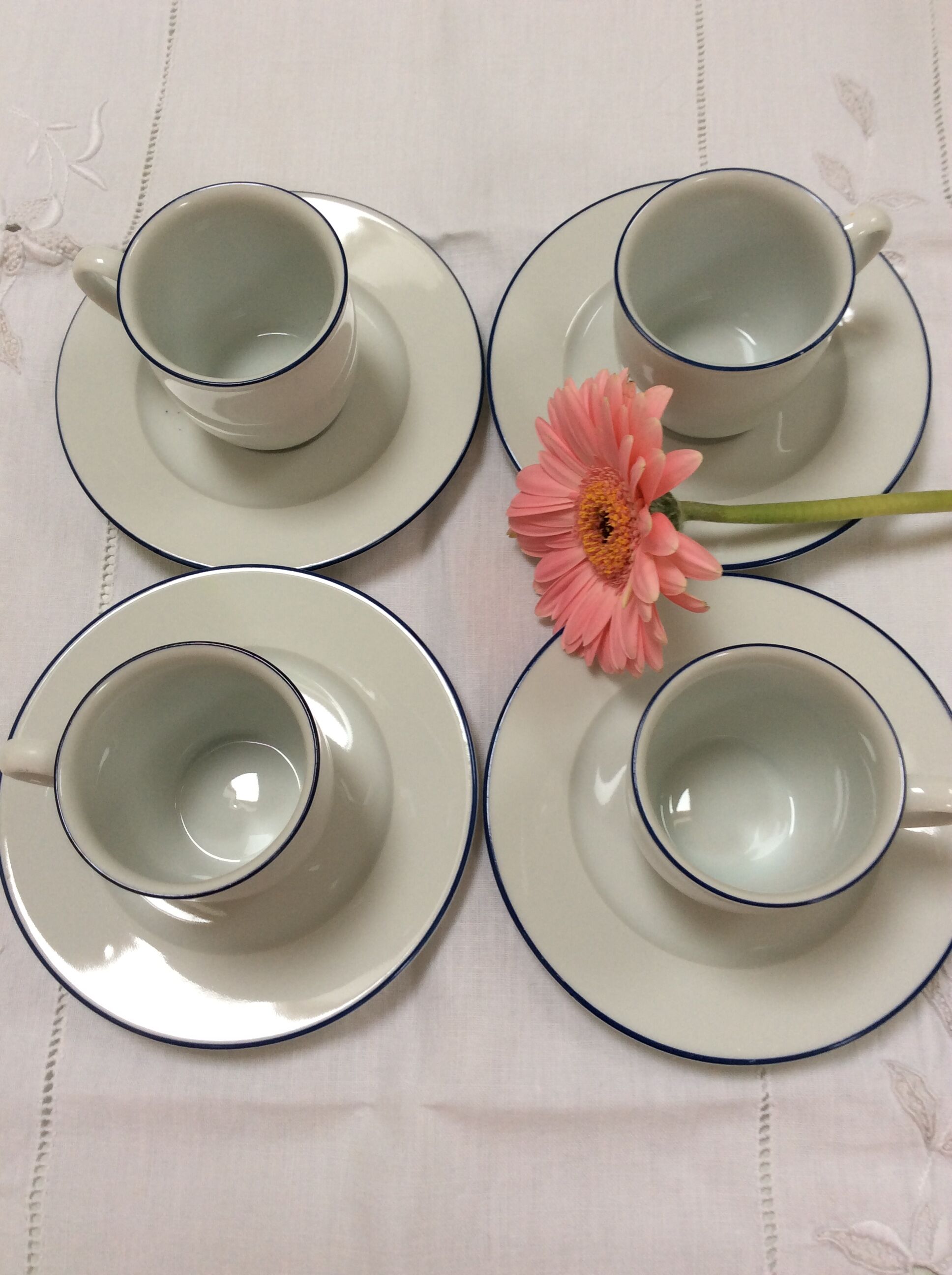 Elegant service to coffee Guy Degrenne