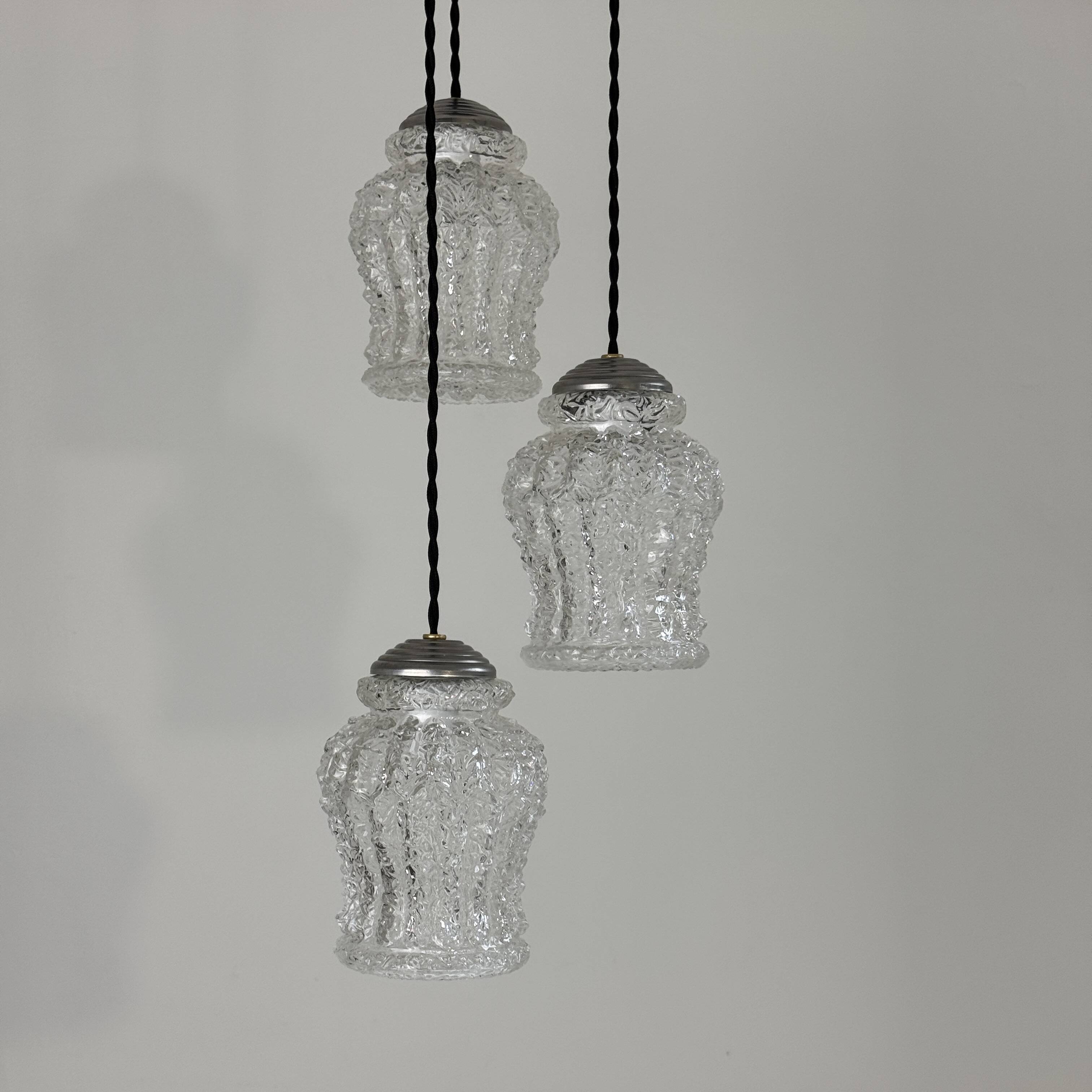 ANTIQUE CASCADE 3-BULB VINTAGE CHANDELIER