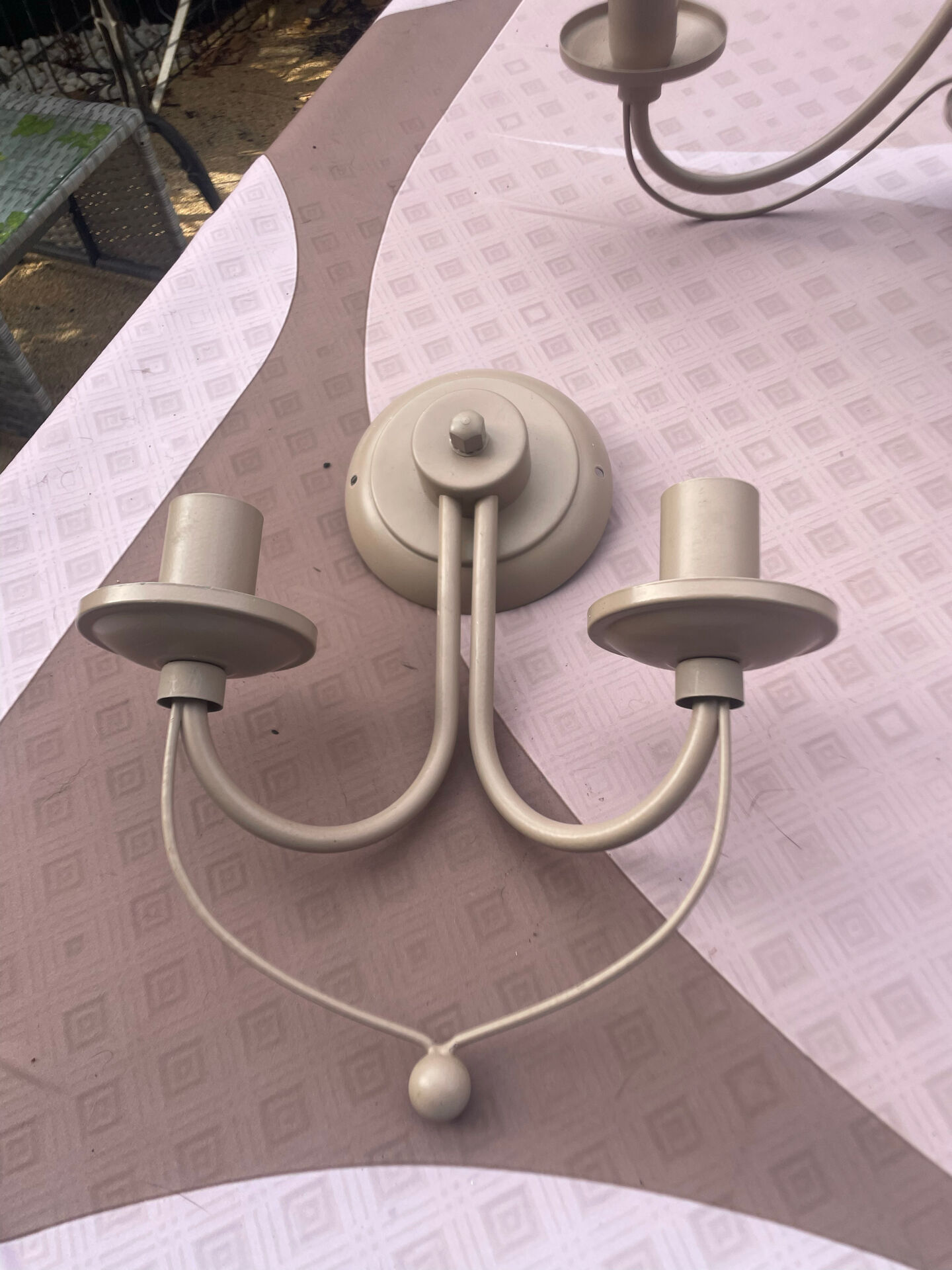 Chandeliers and wall lights