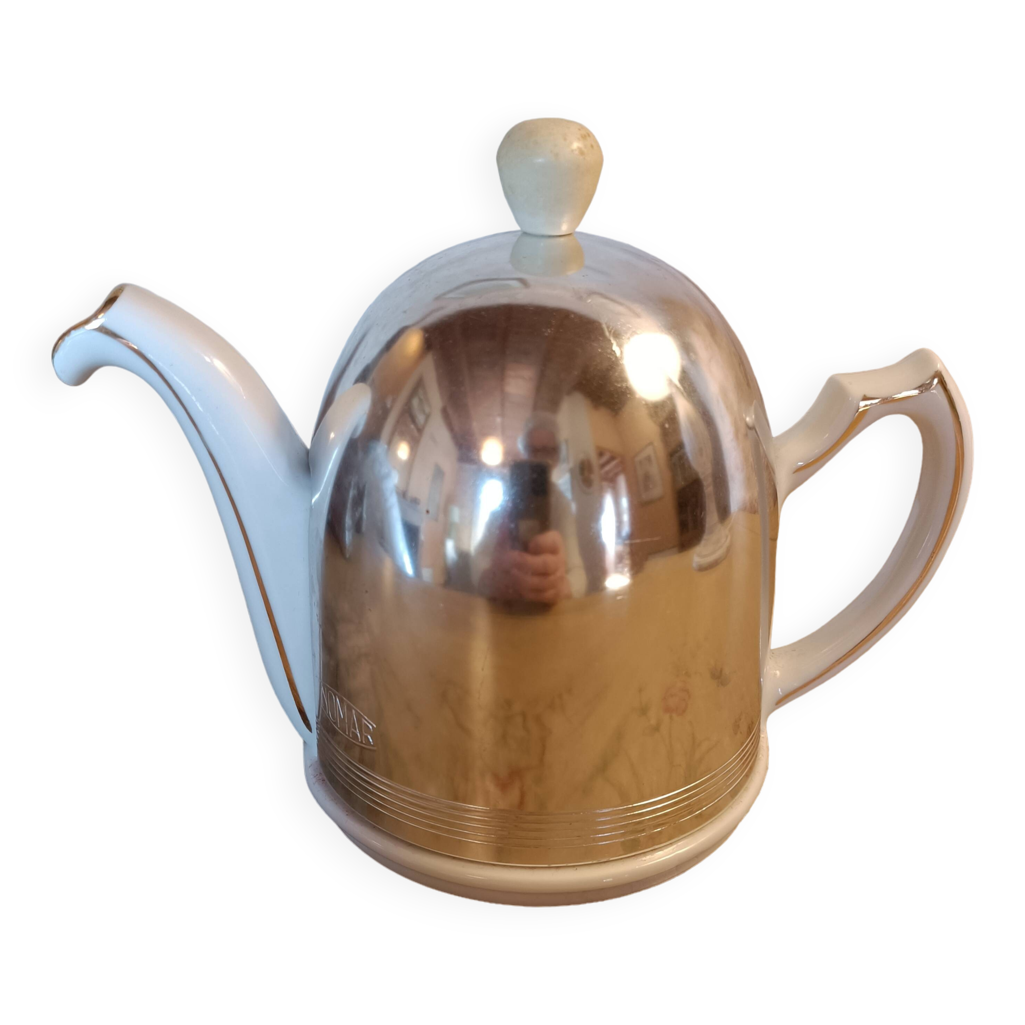 Nomar porcelain insulated teapot