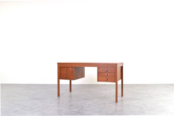 Bureau en teck danois des années 1960 de Domino Møbler.