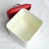 Sugar box