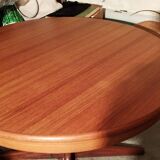 Baumann Scandinavian round table