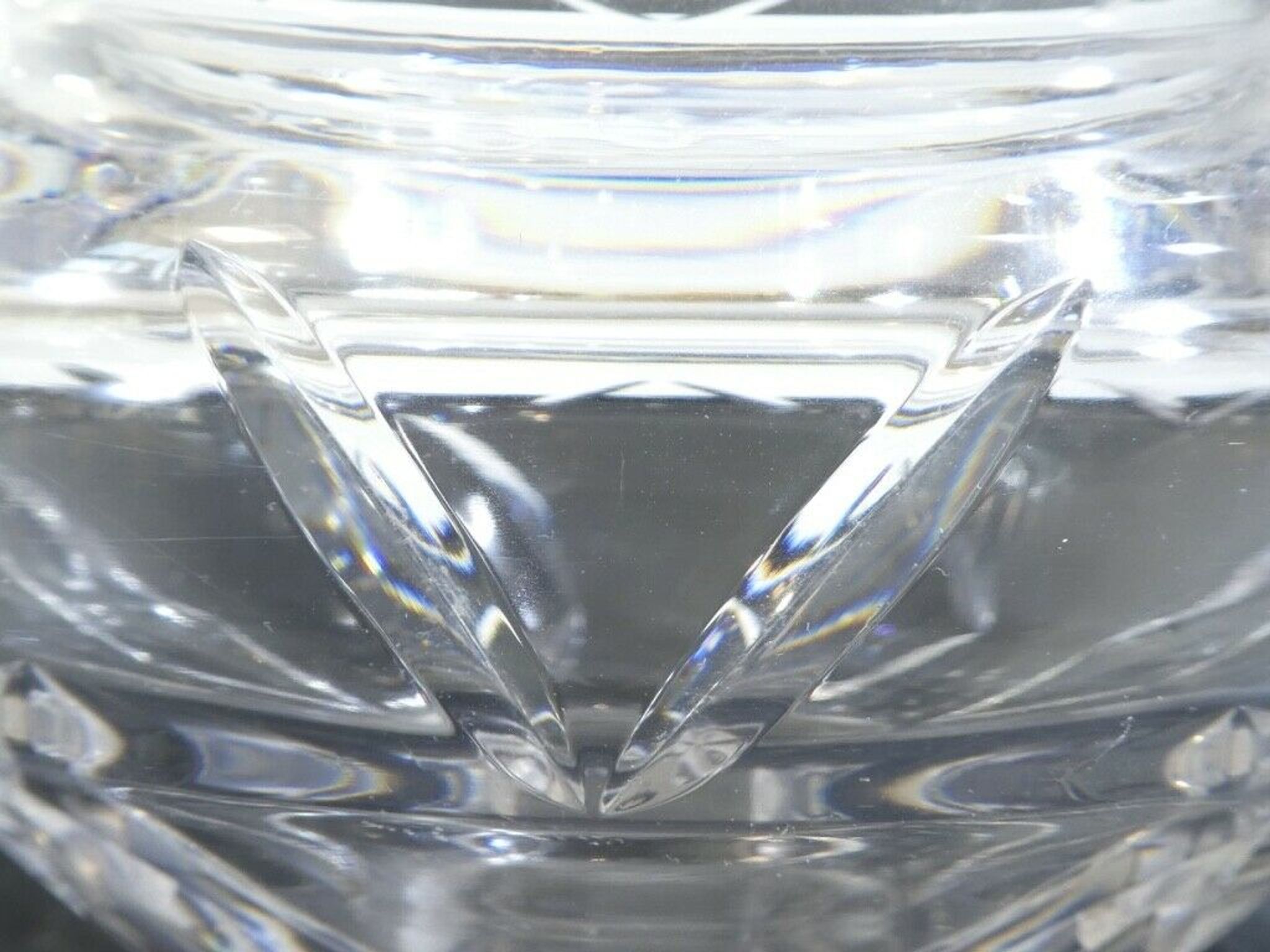 Vase en cristal taillé