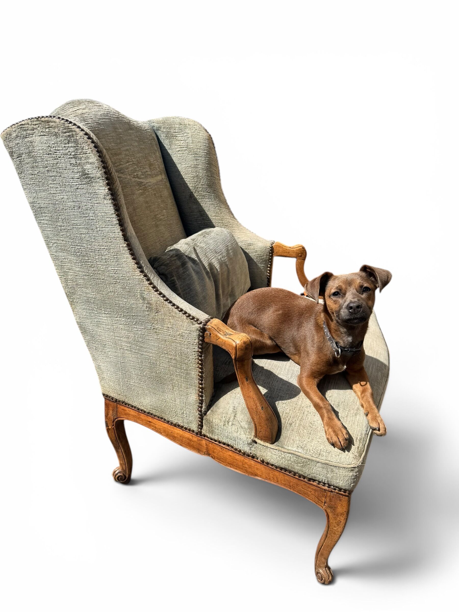 Fauteuil bergère d’époque Louis XV – chêne clair et velours