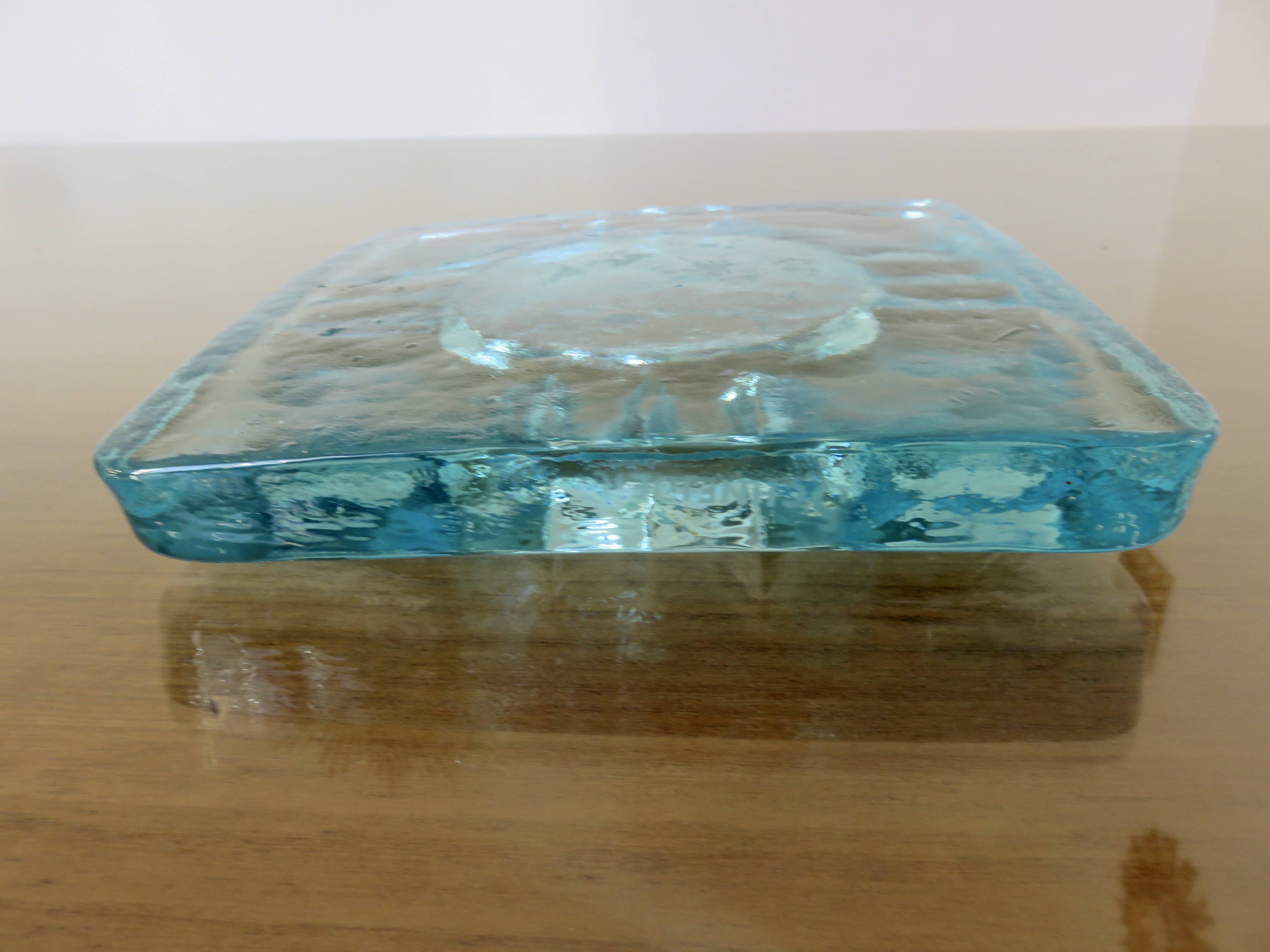Ashtray signed Schneider France in blue crystal