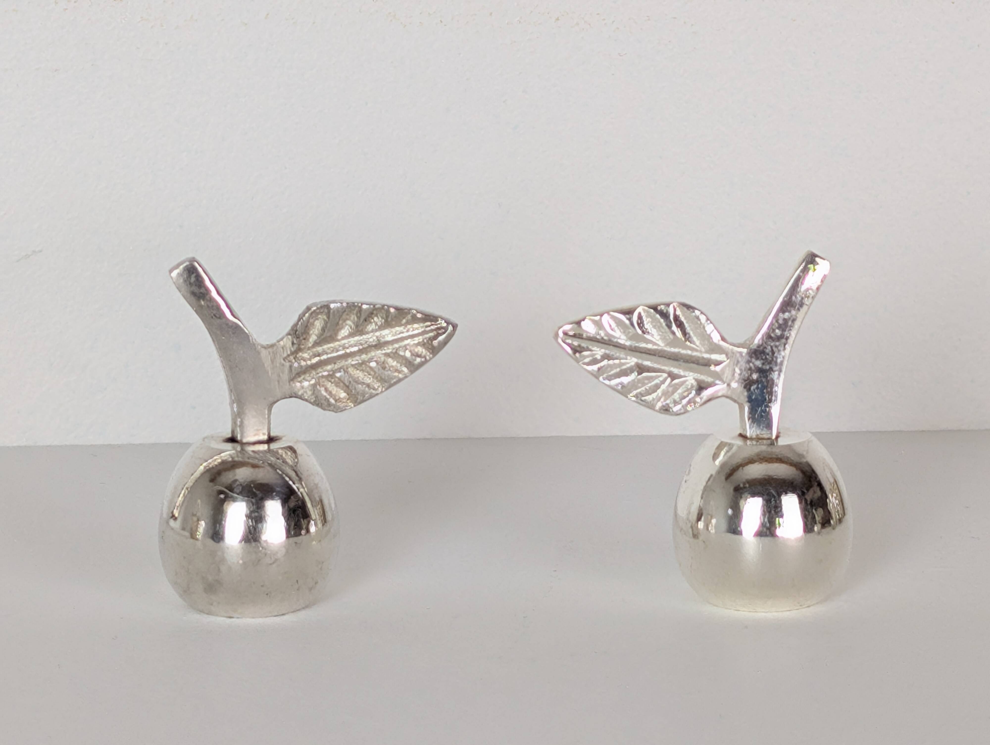 12 silver metal place markers