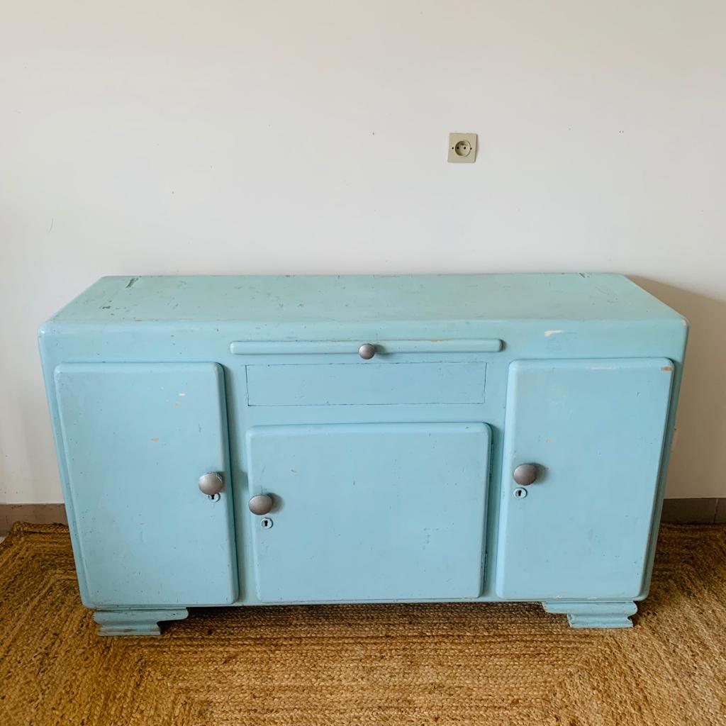 Blue Mado buffet bottom