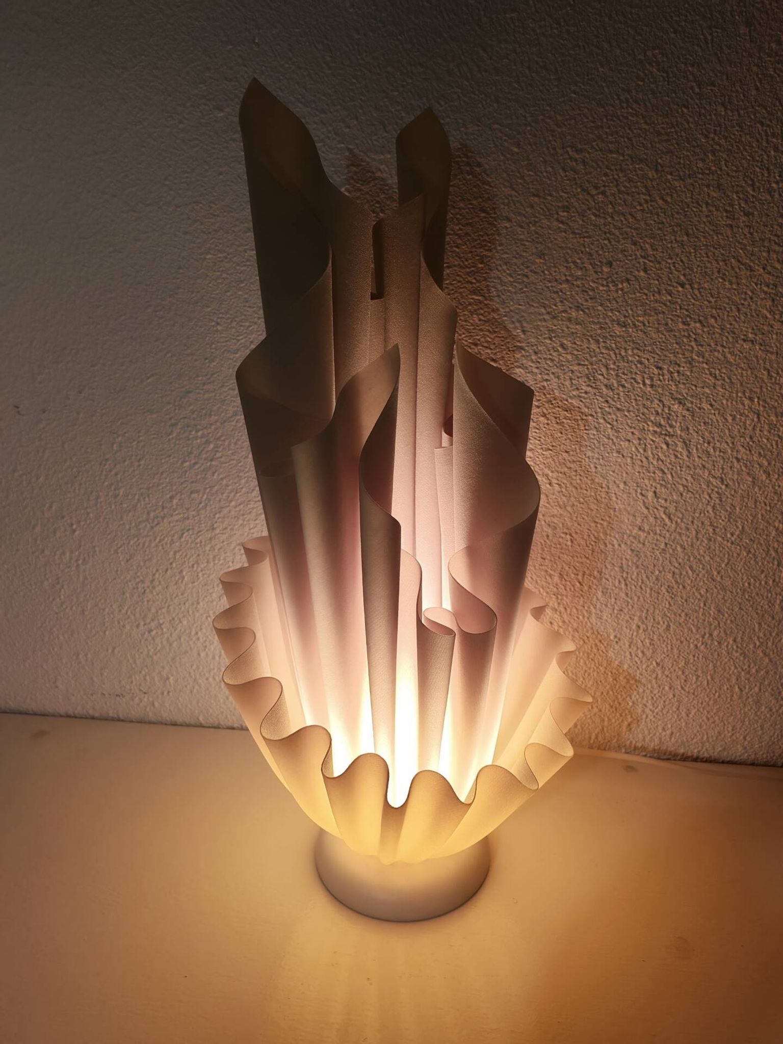Lampe Corolle par Georgia Jacob