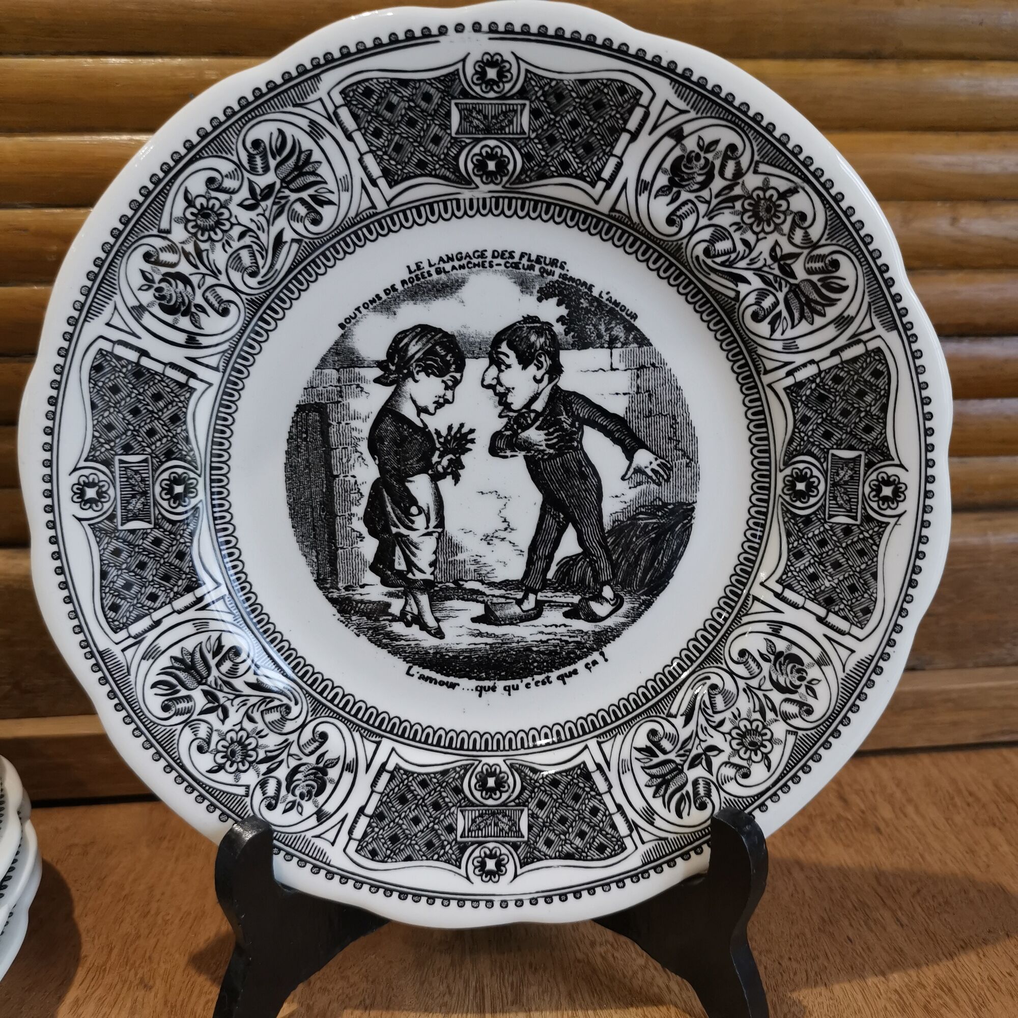 Set of 6 talking plates on "the language of flowers" in Gien earthenware