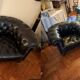 Canapé Chesterfield cuir noir + paire de fauteuils