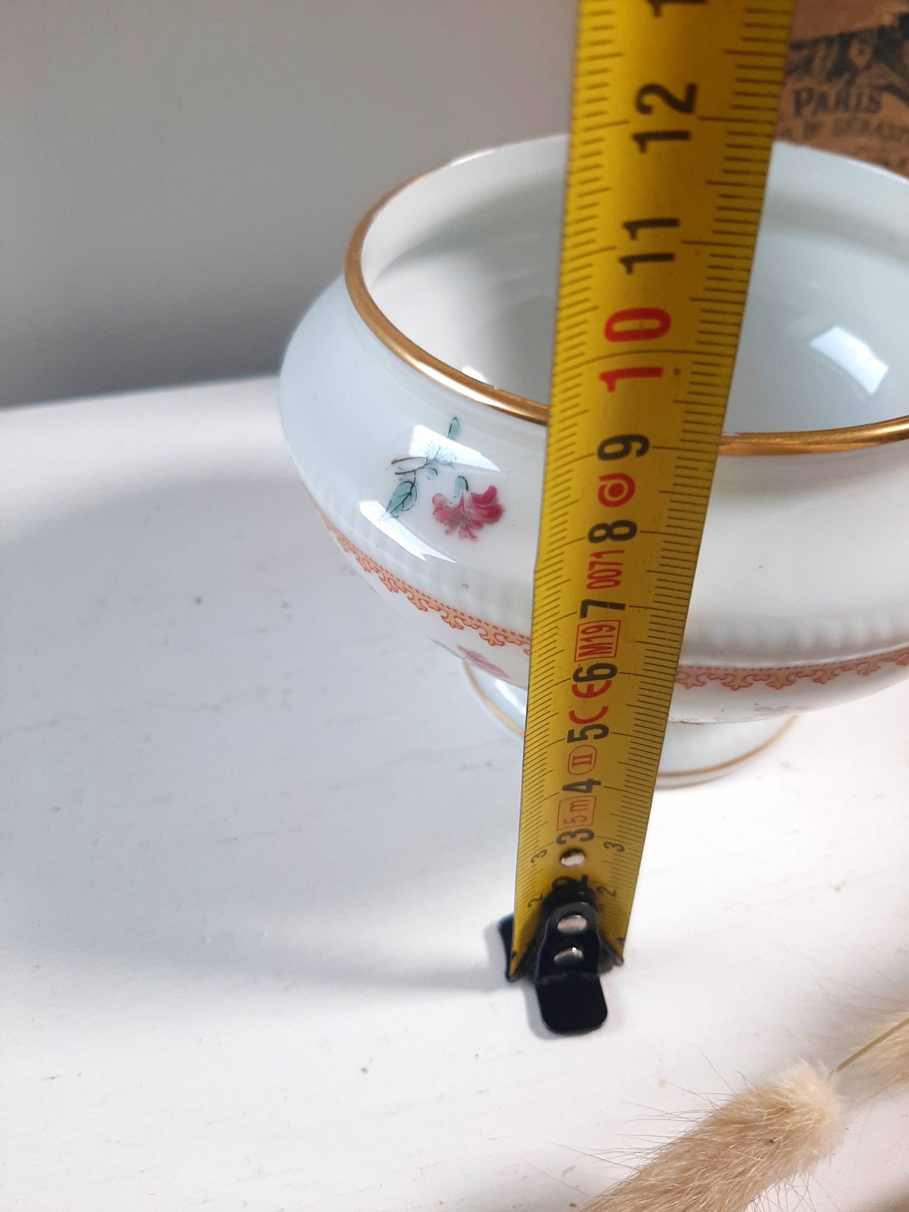 Sucrier en porcelaine de Limoges manufacture Bernardaud