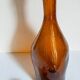 Carafe à trois faces en verre soufflé de Biot années 60
