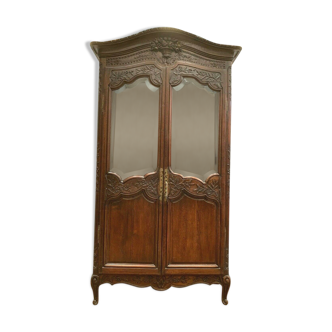 Bride wardrobe in carved channel Showcase two doors 19th century