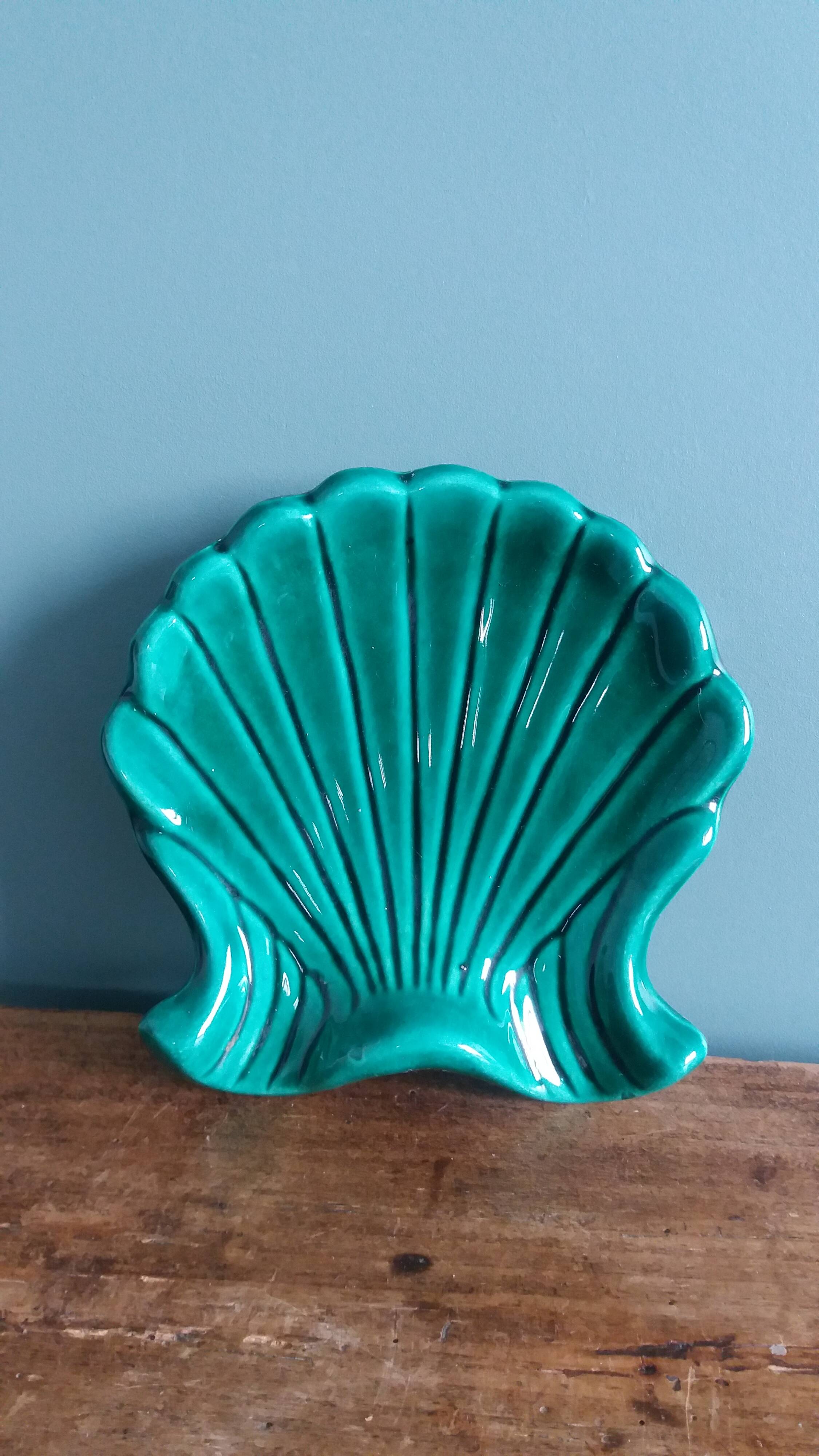 Coquillage coupelle vide poche vert émeraude