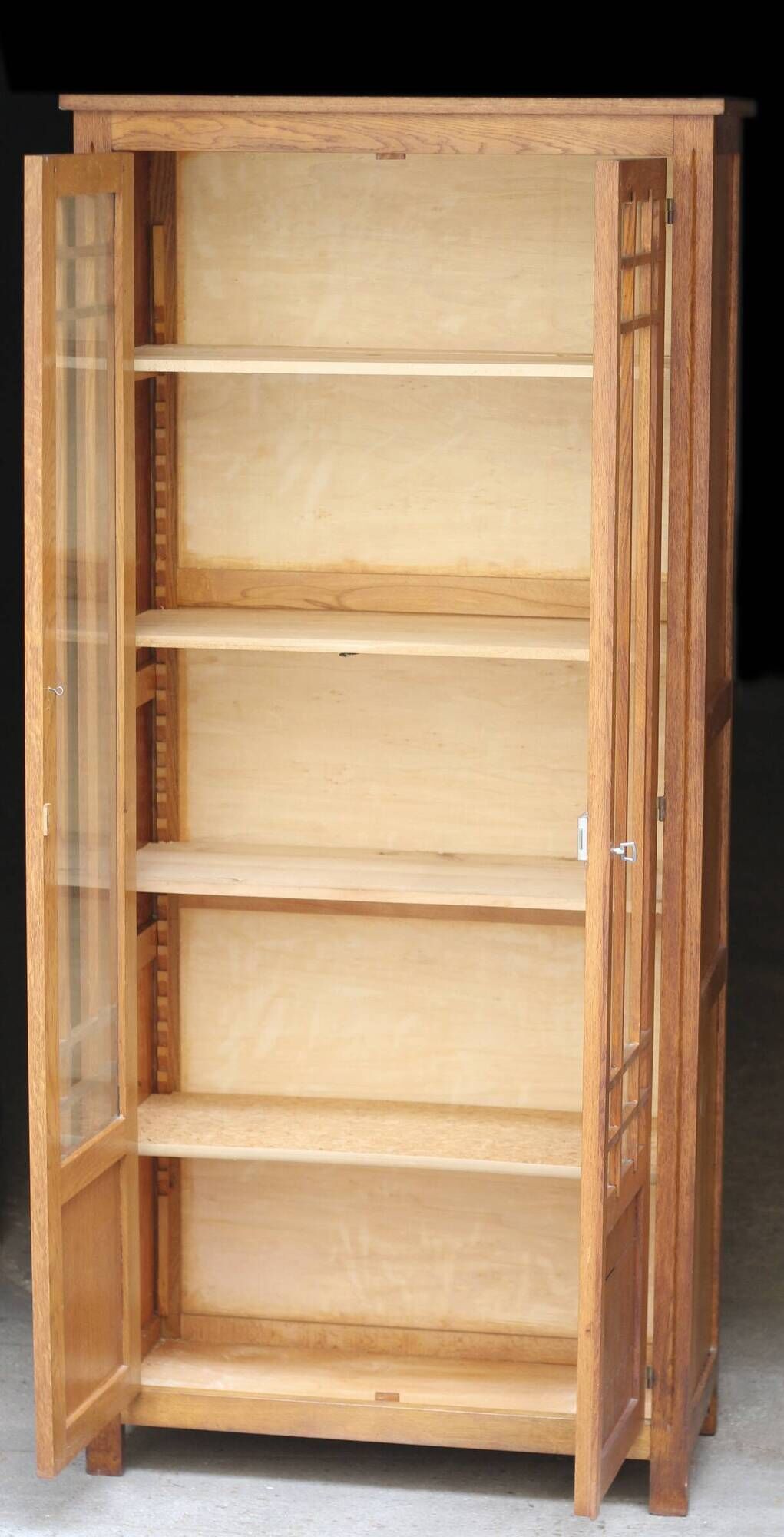 Beautiful Parisian armoire in blonde oak (1950s)
