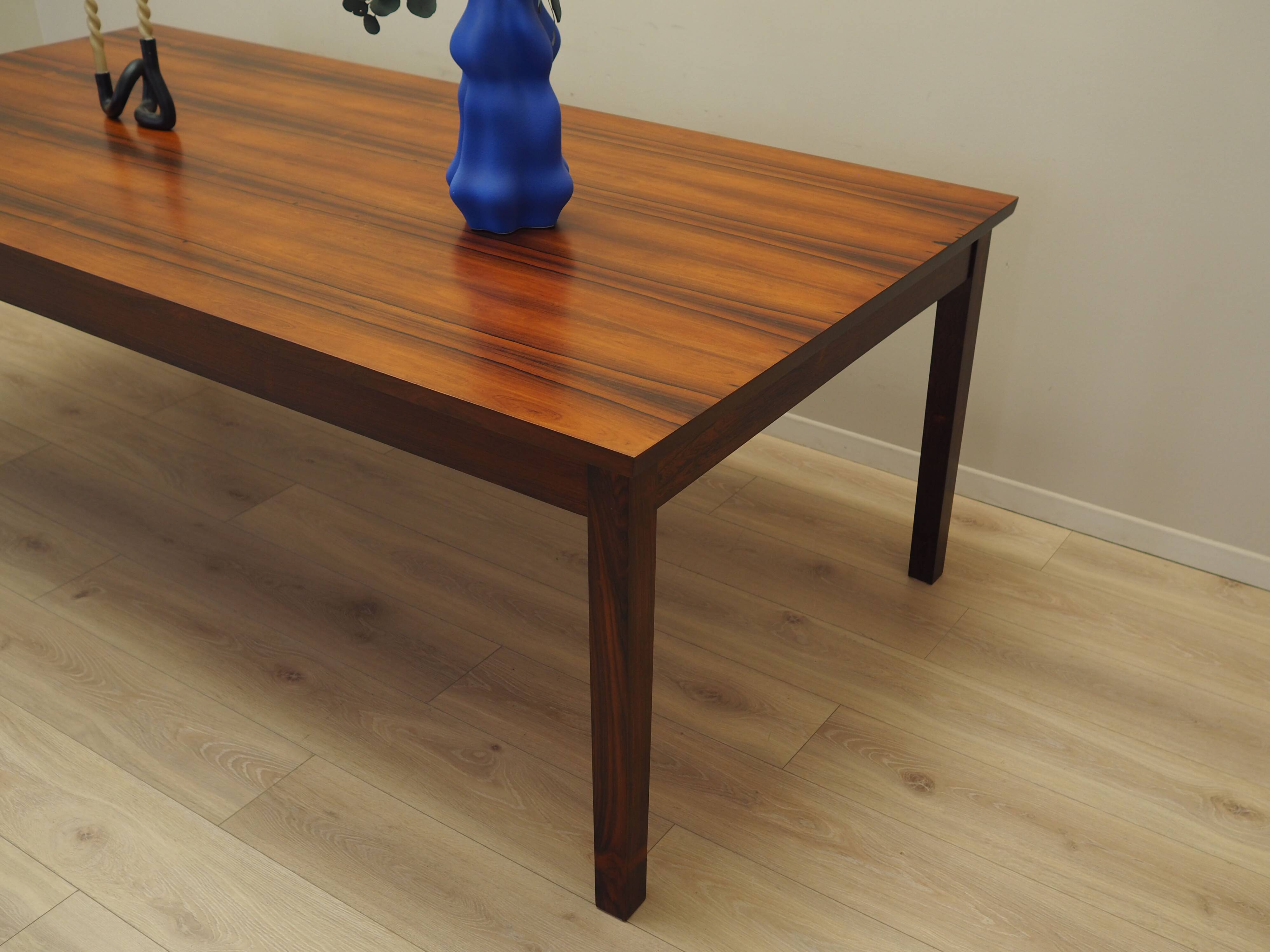 Rosewood table, Danish design, 1970s, production: Denmark