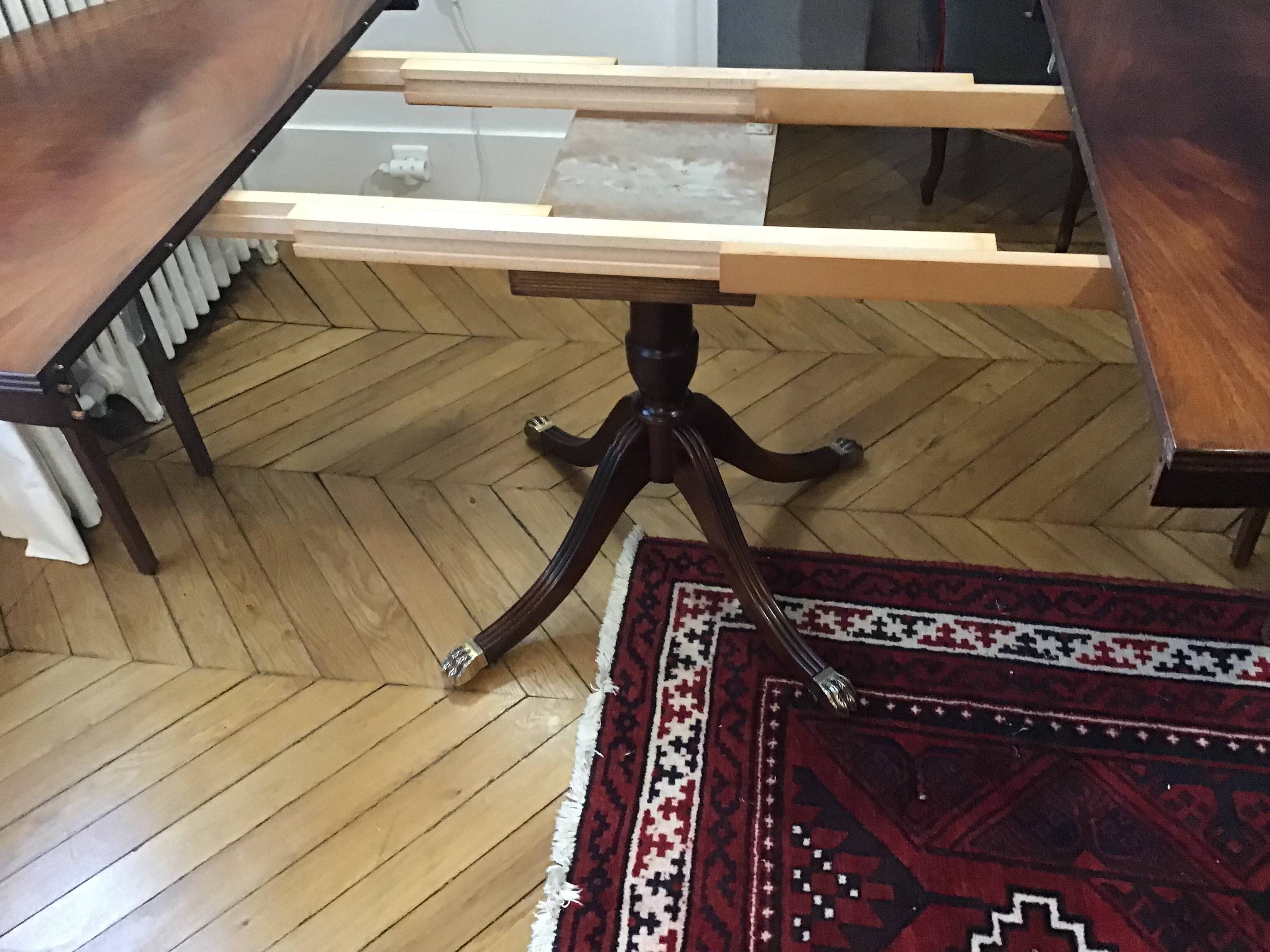 English style dining table