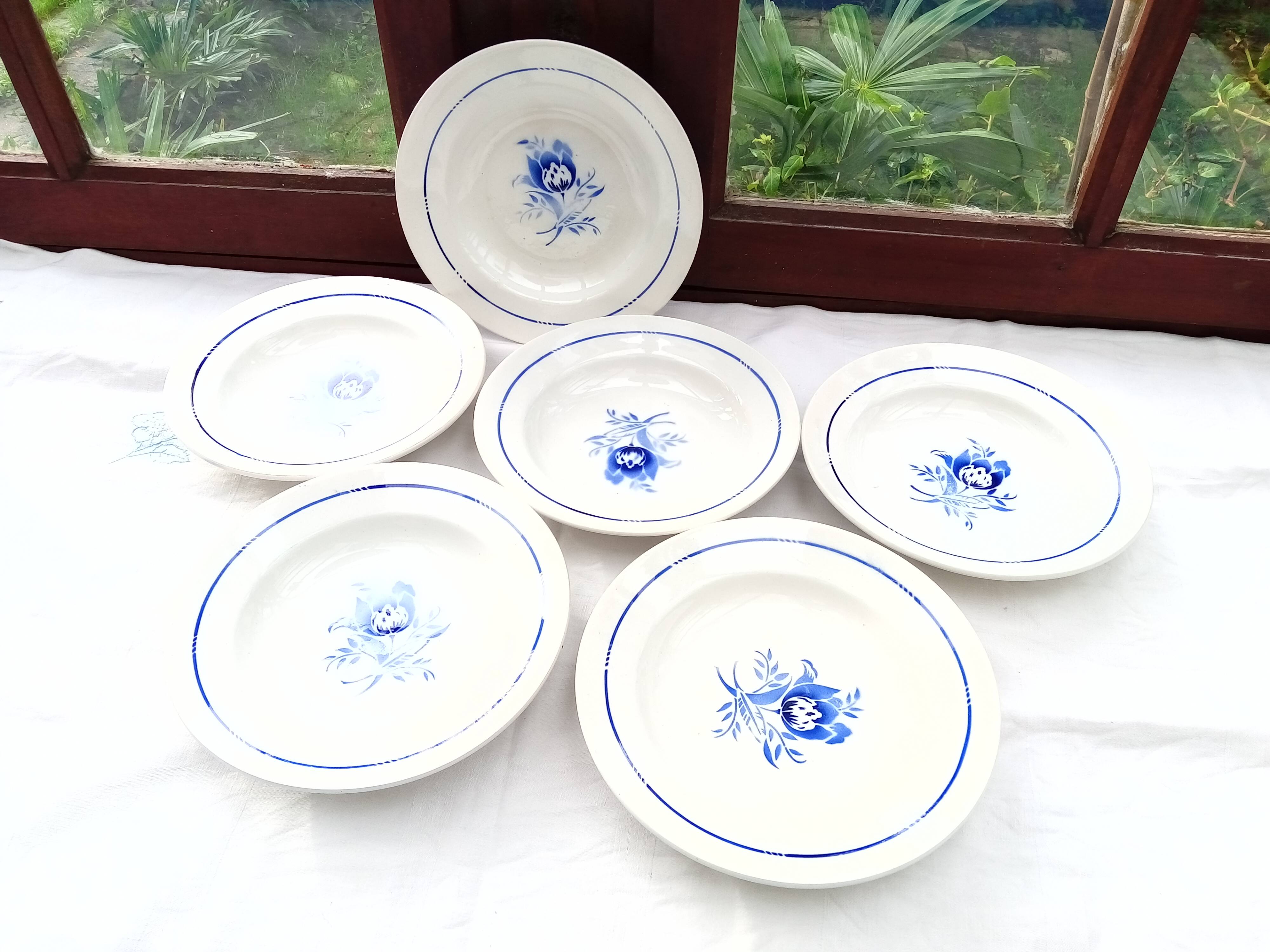 6 St Amand soup plates