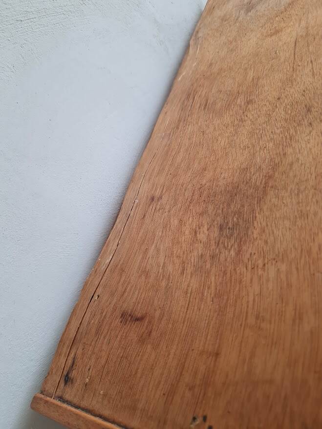 Parisian glass-fronted cupboard, type sideboard.