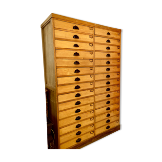 Piece of furniture with 30 drawers